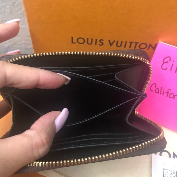 ❌Sold❌ 𝗕𝗡𝗪𝗧 𝘇𝗶𝗽𝗽𝘆 𝗰𝗼𝗶𝗻 𝗽𝘂𝗿𝘀𝗲 - Picture 14 of 15